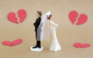 Bispos e Diáconos: Casados Apenas Uma Vez ou Maridos de Uma Só Mulher?