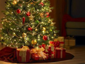 Árvores de Natal na Bíblia: Desvendando o Mito em Jeremias 10:1-5